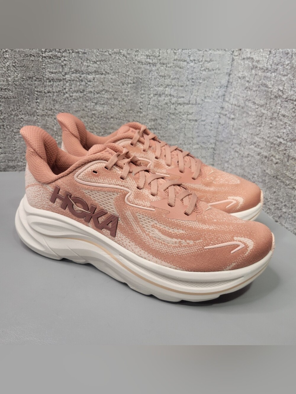 Hoka One One Clifton 10 Women's US Size 8.5B Blush Rose Latte Athletic Sneakers. - Picture 6 of 11